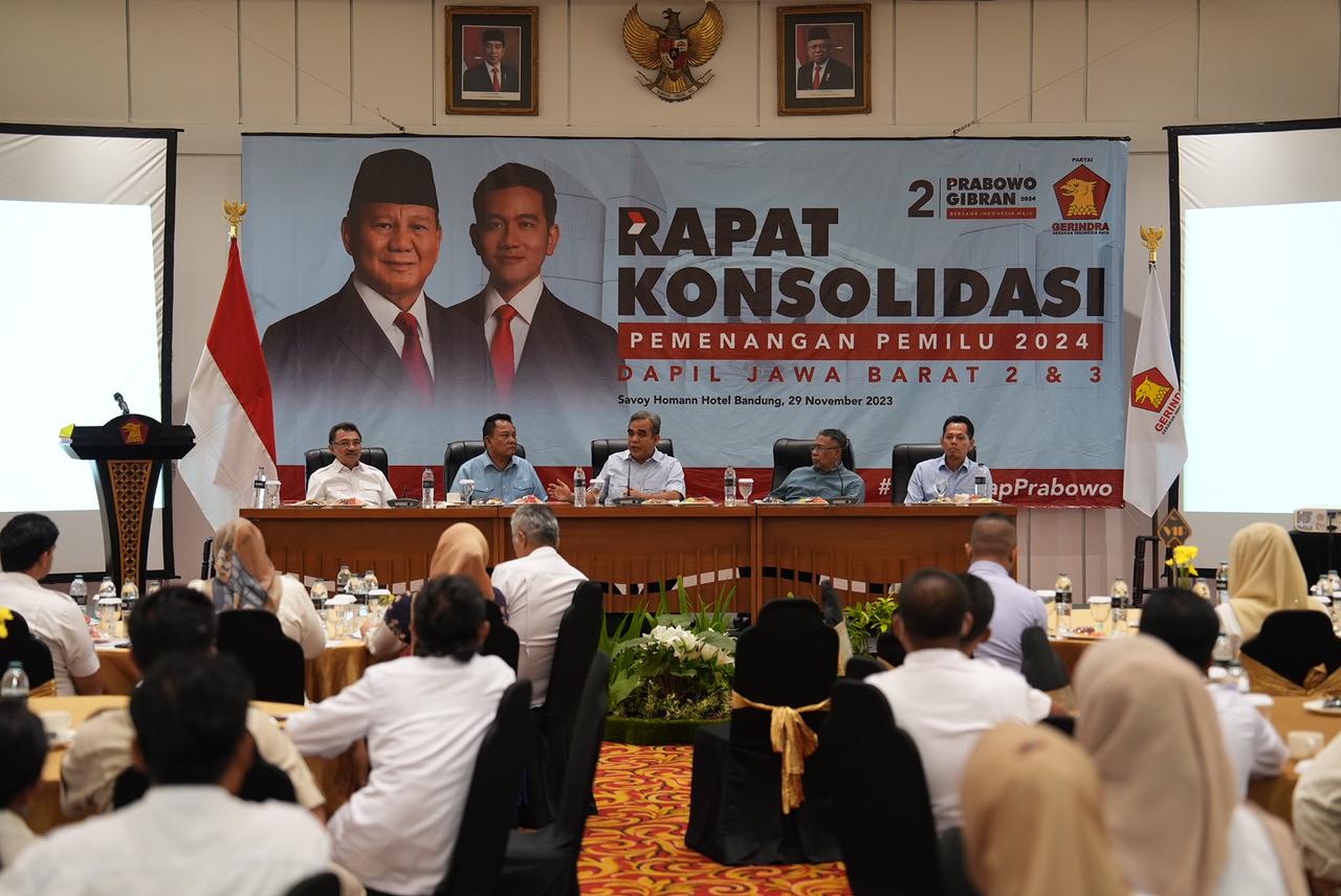 Ahmad Muzani.